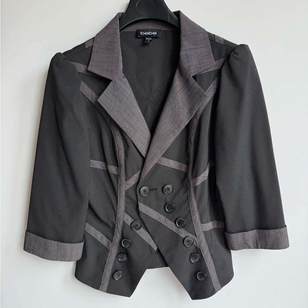 ❤️ Bebe elegant Blazer.